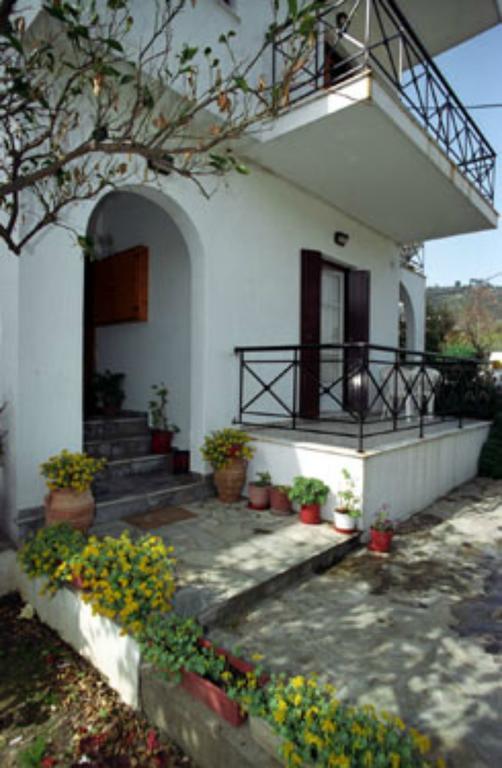 Karagiozos Studios & Apartments Skopelos Town Exterior foto