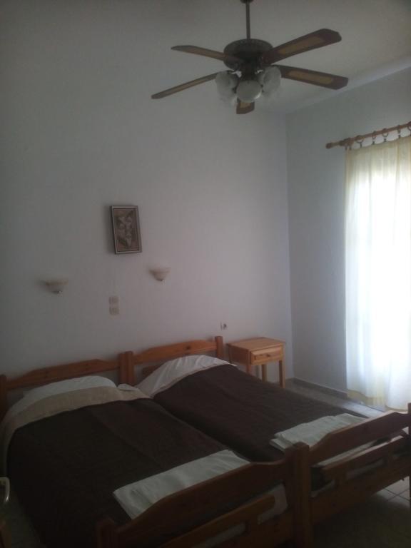 Karagiozos Studios & Apartments Skopelos Town Exterior foto